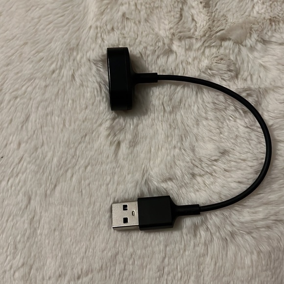 Fitbit Ace 2 band for Kids 6+ One size with Accessories - Picture 4 of 12